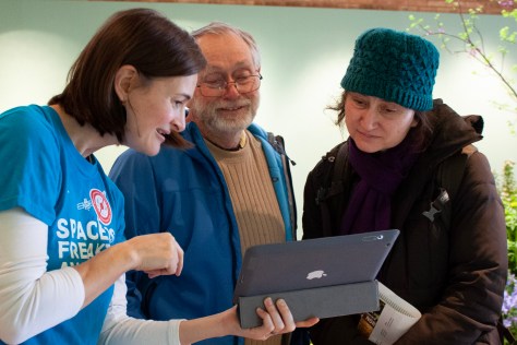 Sharing Zooniverse at Chicago Botanic Garden's UnEarth Science Festival